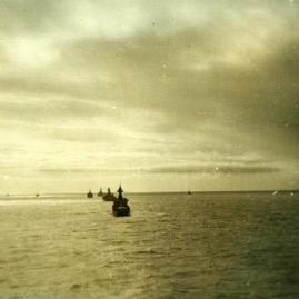 36 DEPART DU CONVOI POUR LE DEBARQUEMENT DE NORMANDIE.TIF