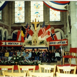 69 PORT EN BESSIN 7 JUIN 1995 COEUR DE L'EGLISE.TIF