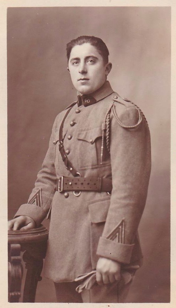 Stacks Image 26346