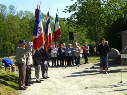 Chants par la chorale de l&#39;Aulne